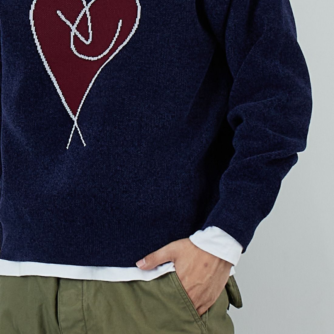 33Degrees [サーティスリーディグリーズ] グラフィックモールクルーネックニット [ND-25755017] 92 NAVY &&モデル身長：179cm 着用サイズ：M&&