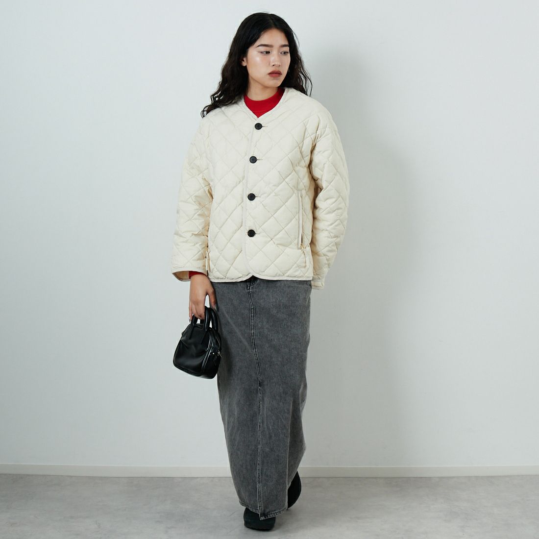 Gymphlex [ジムフレックス] キルトダウンカラーレスジャケット [GY-A0431NYM] OYSTER &&モデル身長：162cm 着用サイズ：14&&