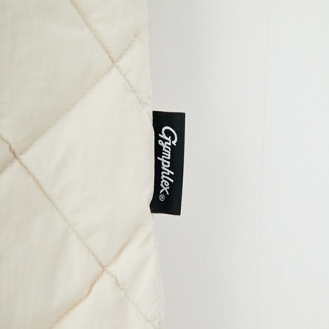 Gymphlex [ジムフレックス] キルトダウンカラーレスジャケット [GY-A0431NYM] OYSTER