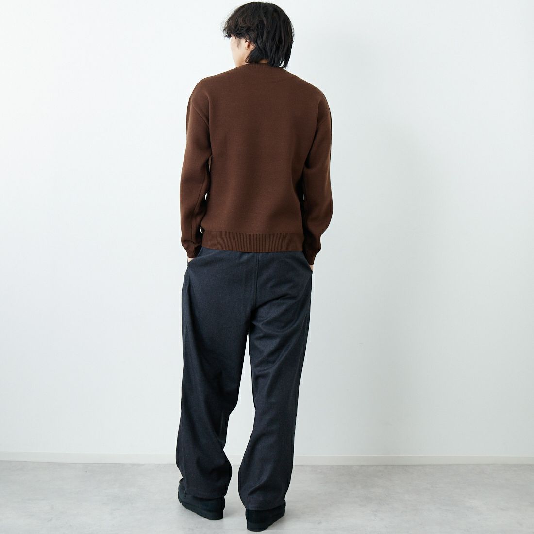 Noir Fabrik [ヌワールファブリック] 人物像柄ダブルジャガードニット [NF-254-097] B BRN/BEG &&モデル身長：179cm 着用サイズ：M&&