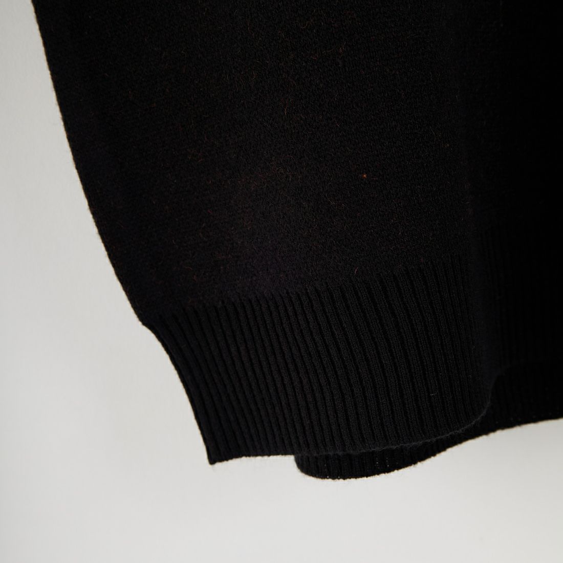 Noir Fabrik [ヌワールファブリック] 人物像柄ダブルジャガードニット [NF-254-097] C BLK/ORG