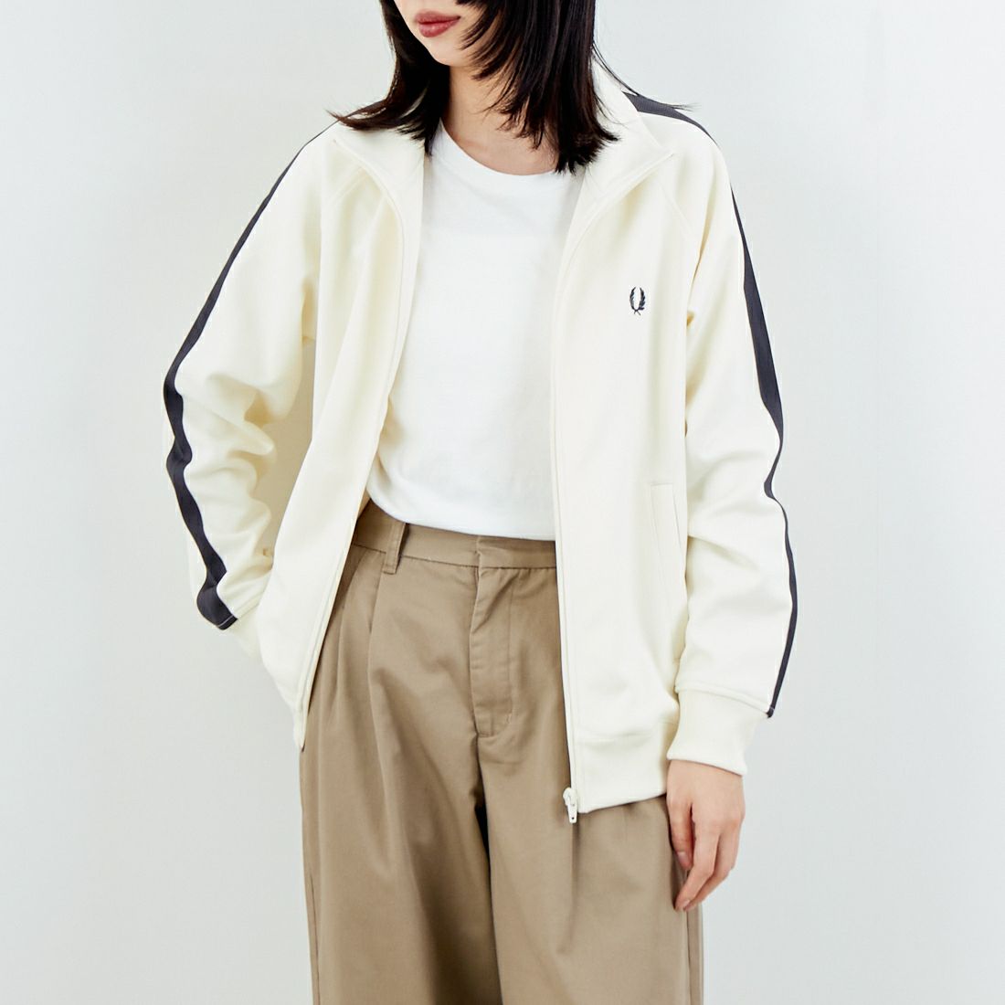FRED PERRY [フレッドペリー] 別注 配色ライン トラックジャケット [FPM-25A-029JF] ECRU/ANCHO