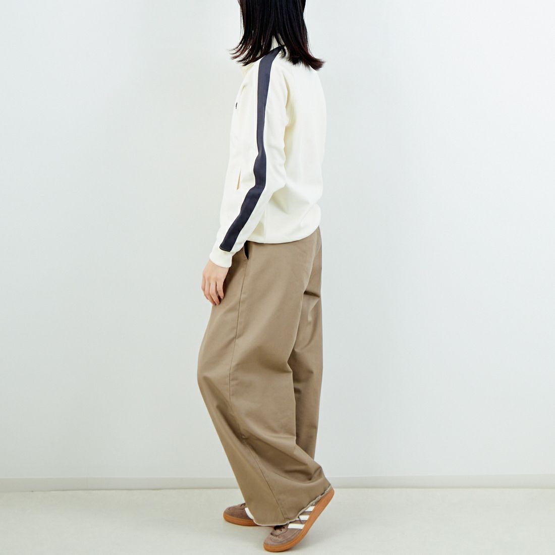 FRED PERRY [フレッドペリー] 別注 配色ライン トラックジャケット [FPM-25A-029JF] BURNT TOBA