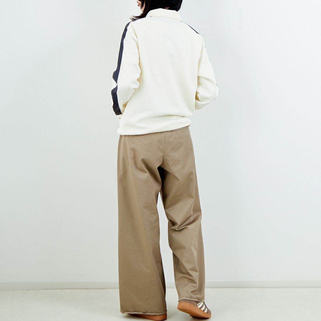 FRED PERRY [フレッドペリー] 別注 配色ライン トラックジャケット [FPM-25A-029JF] ECRU/ANCHO