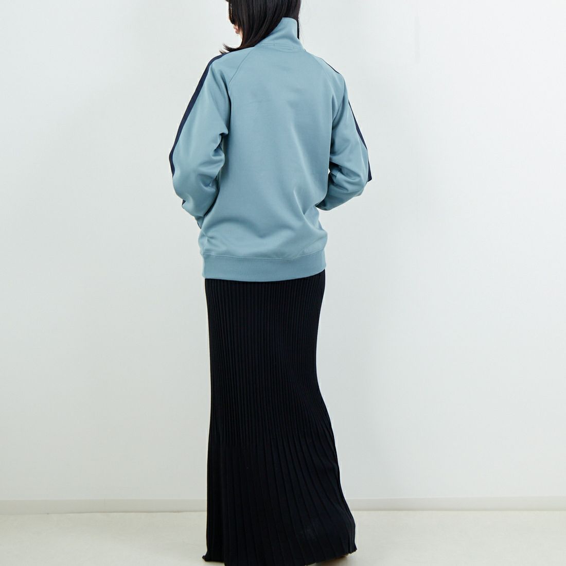 FRED PERRY [フレッドペリー] 別注 配色ライン トラックジャケット [FPM-25A-029JF] STOCKPORTB &&モデル身長：162cm 着用サイズ：S&&