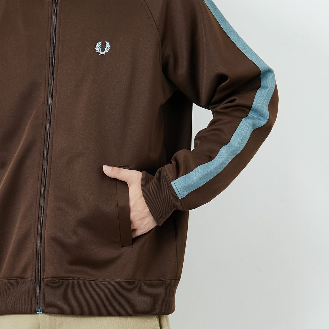 FRED PERRY [フレッドペリー] 別注 配色ライン トラックジャケット [FPM-25A-029JF] BURNT TOBA