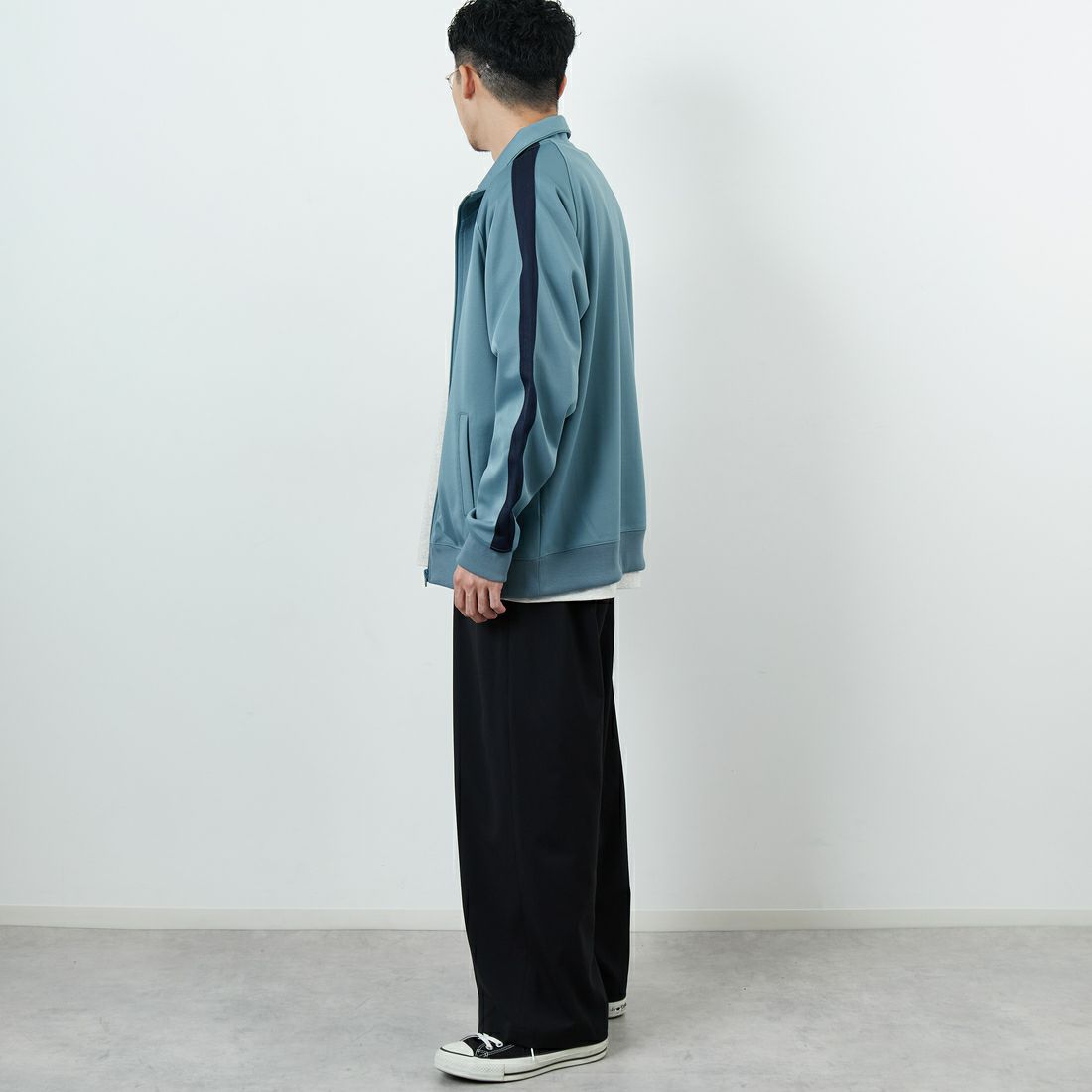 FRED PERRY [フレッドペリー] 別注 配色ライン トラックジャケット [FPM-25A-029JF] STOCKPORTB &&モデル身長：168cm 着用サイズ：L&&