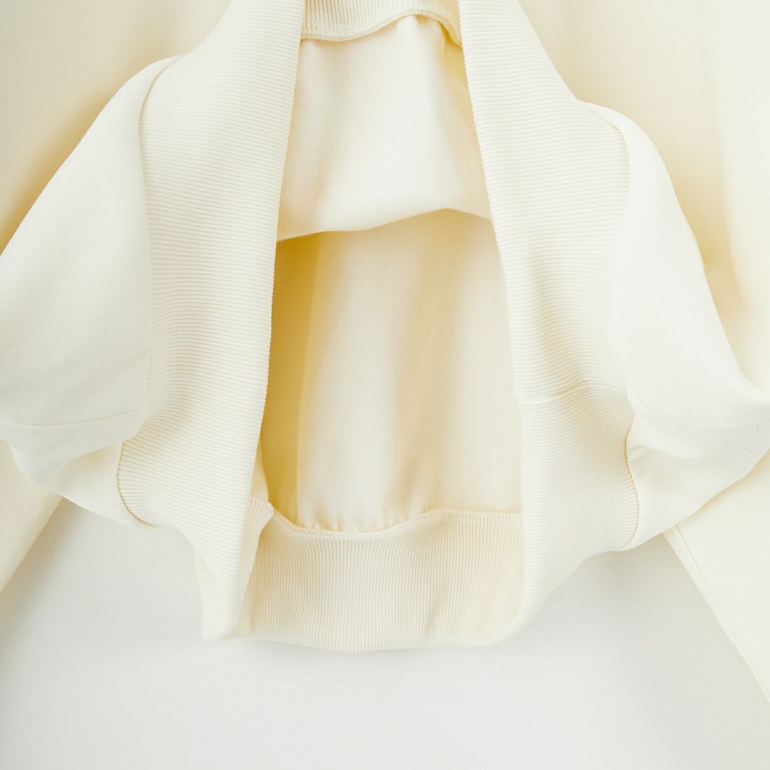 FRED PERRY [フレッドペリー] 別注 トラック クルーネックプルオーバー [FPM-25A-030JF] ECRU/ANCHO