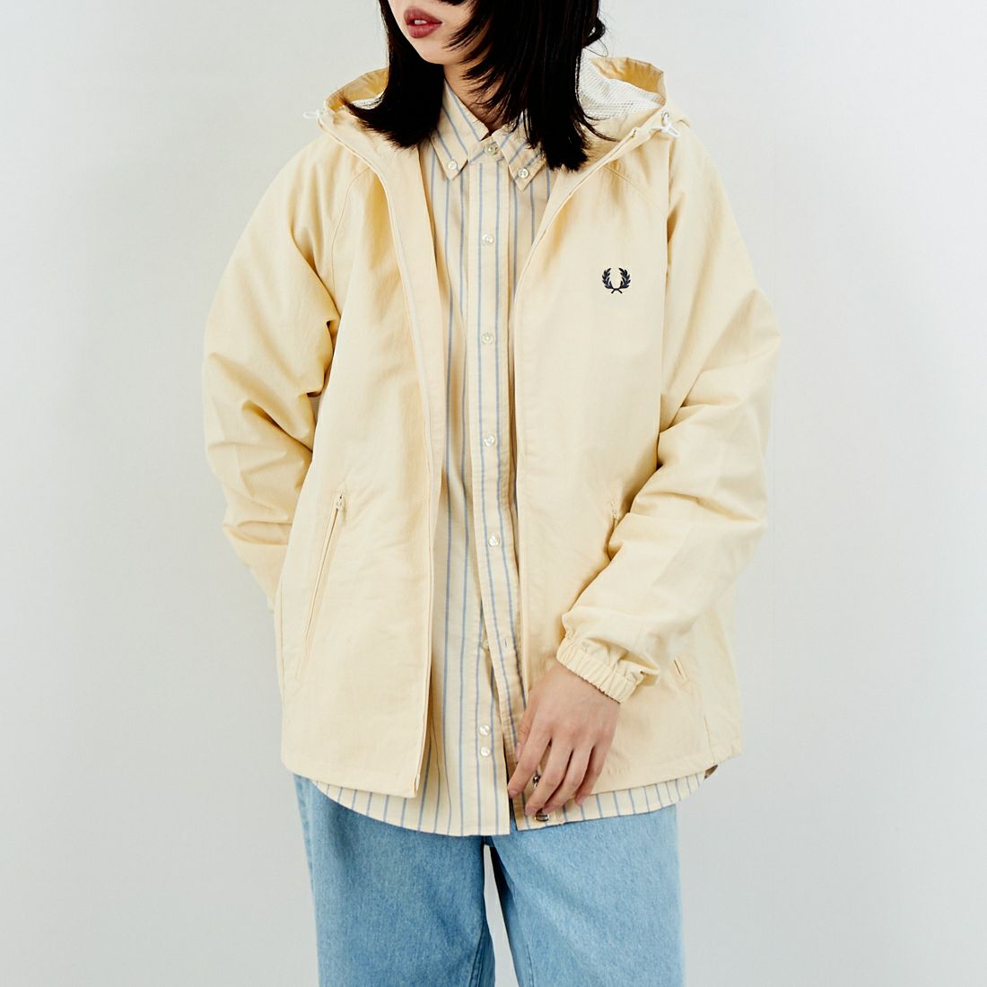 FRED PERRY [フレッドペリー] 別注 フード刺繍 ナイロンシェルジャケット [FPM-25A-031JF] ECRU/ANCHO