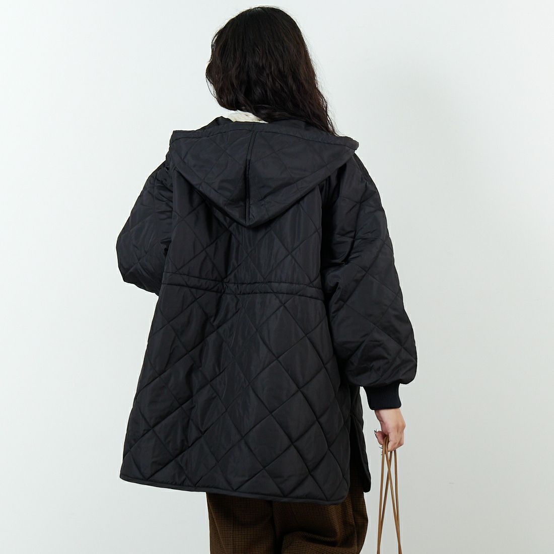 Jeans Factory Clothes [ジーンズファクトリークローズ] ウエストドローキルティングジャケット [LFF707] 840 BLACK &&モデル身長：162cm 着用サイズ：F&&