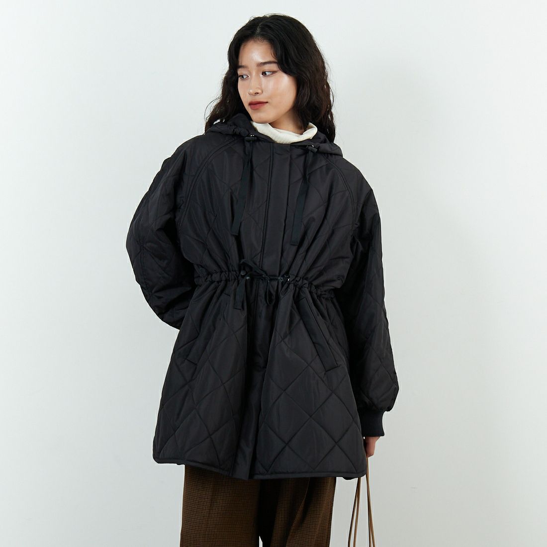 Jeans Factory Clothes [ジーンズファクトリークローズ] ウエストドローキルティングジャケット [LFF707] 840 BLACK &&モデル身長：162cm 着用サイズ：F&&