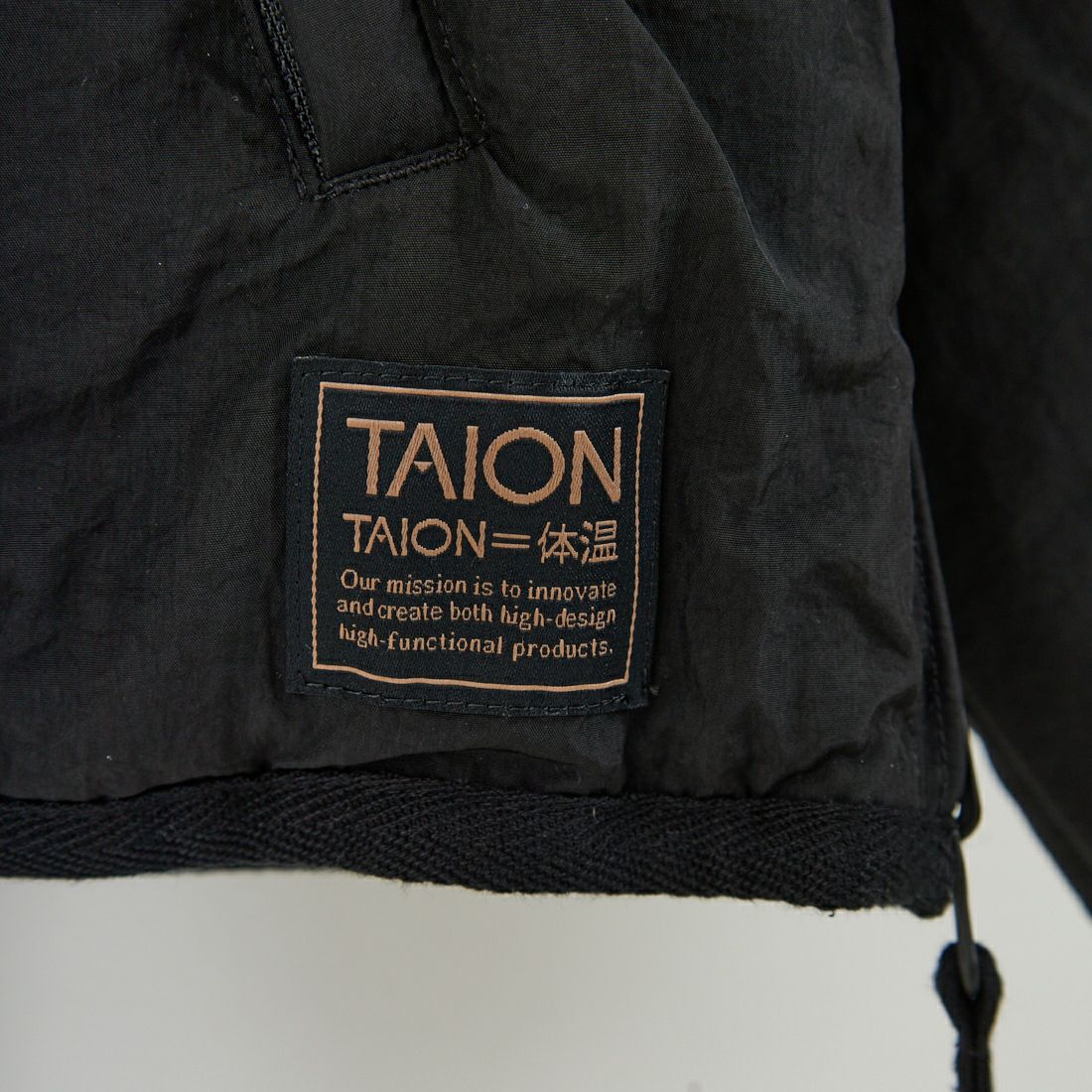 TAION [タイオン] 別注 リバーシブル ライトダウンジャケット [TAION-JF001] BLACK