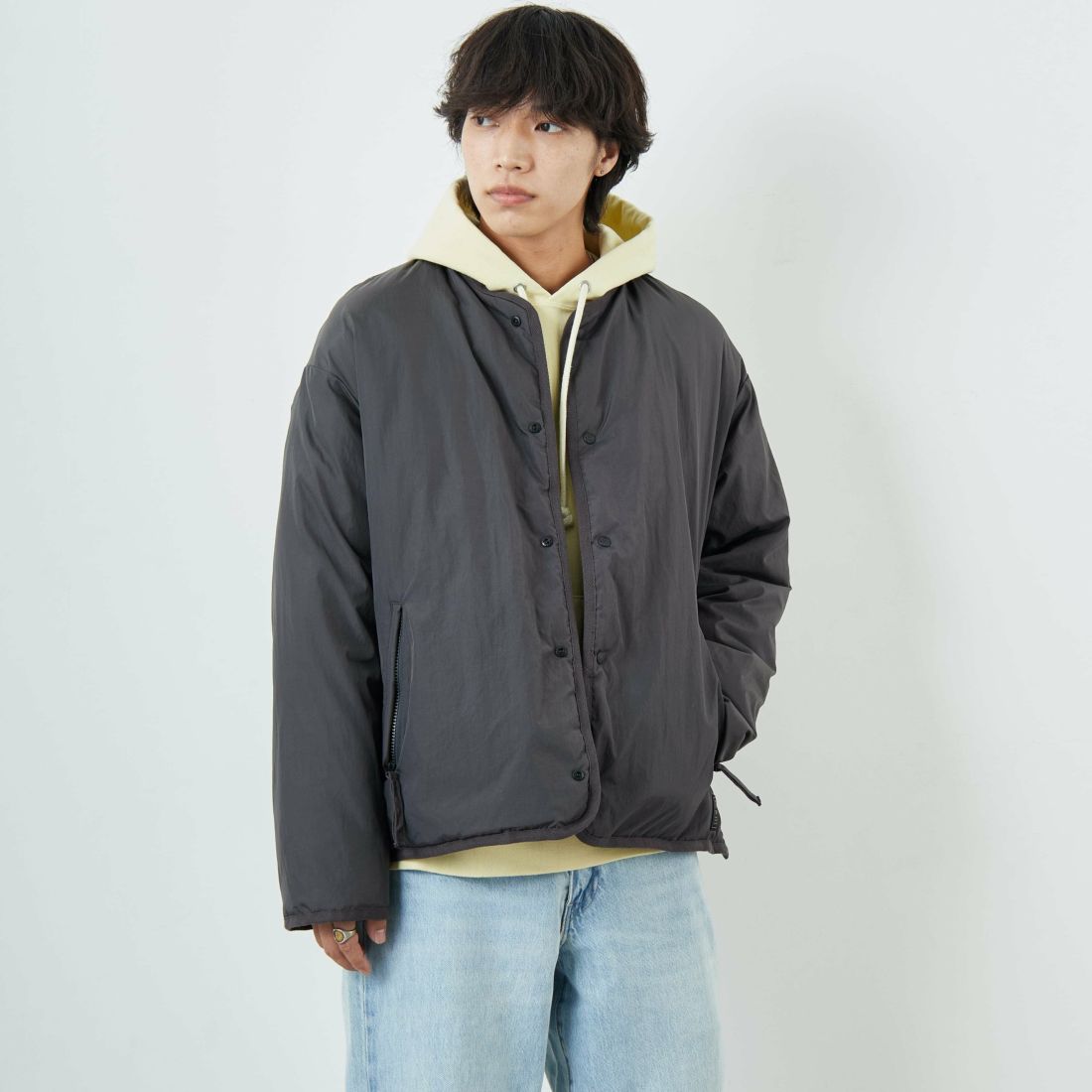 TAION [タイオン] 別注 リバーシブル ライトダウンジャケット [TAION-JF001] D.CHARCOAL &&モデル身長：179cm 着用サイズ：L&&