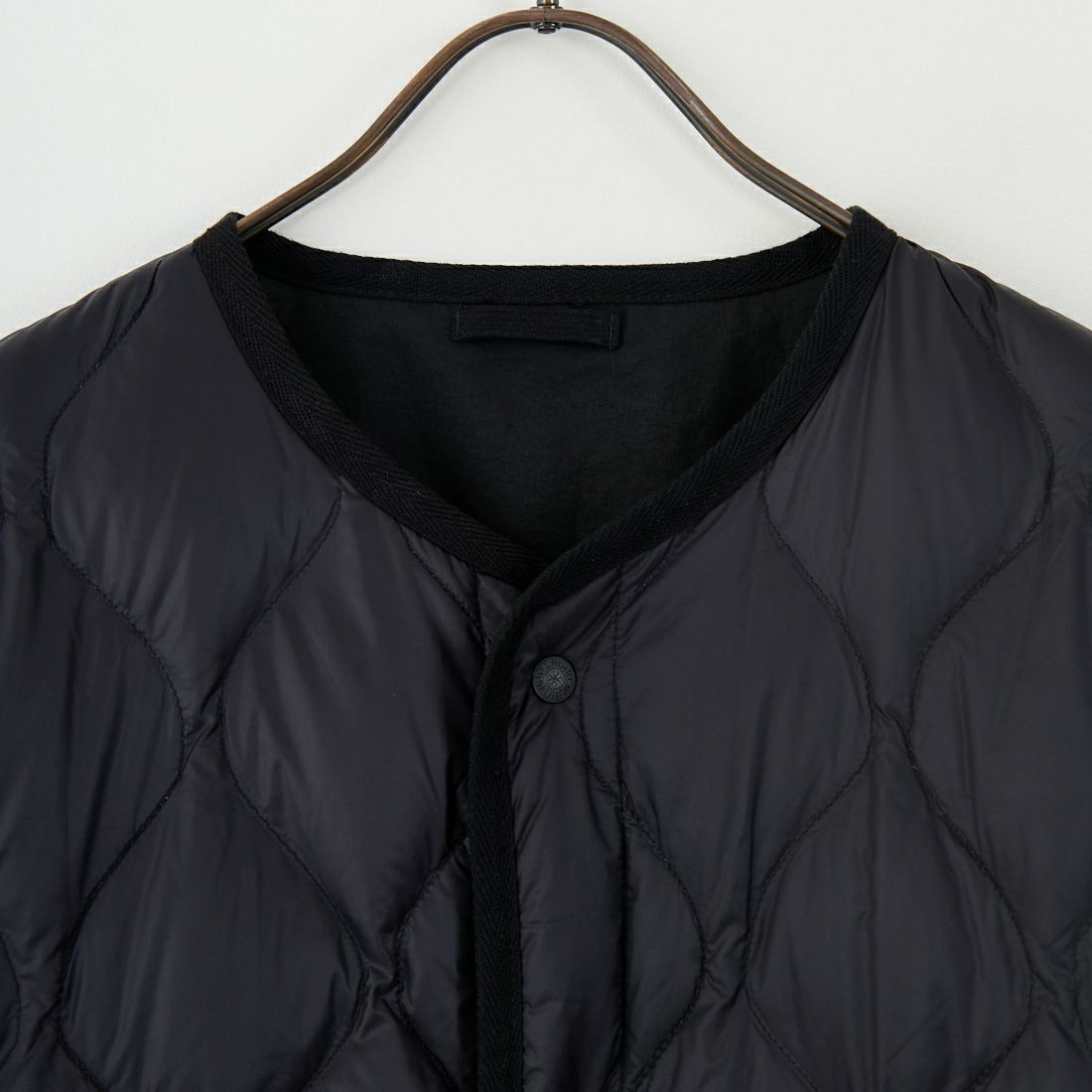 TAION [タイオン] 別注 リバーシブル ライトダウンジャケット [TAION-JF001] BLACK