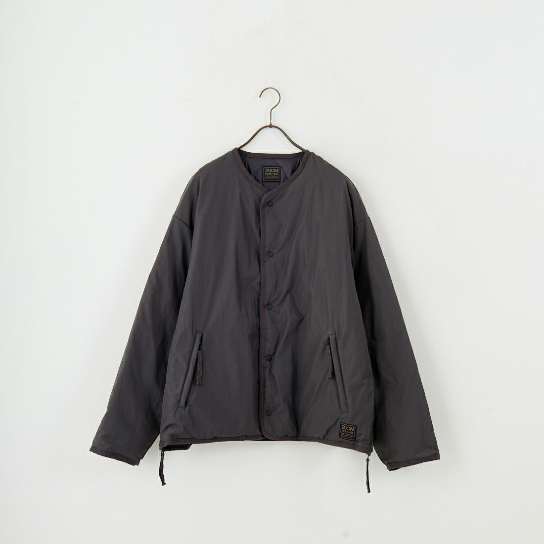 TAION [タイオン] 別注 リバーシブル ライトダウンジャケット [TAION-JF001] D.CHARCOAL