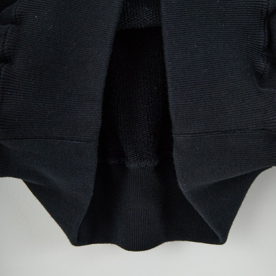 The Endless Summer [エンドレスサマー] 別注 手描き風BUHI バックプリントスウェット [FH-25774500-JF] BLACK