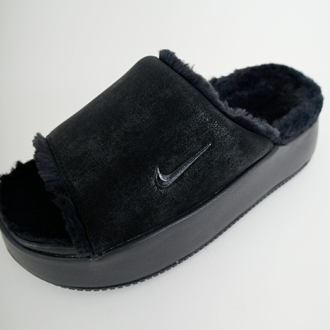 NIKE [ナイキ] カームエレベーションファー スライドサンダル [HV8560] 001 BLACK