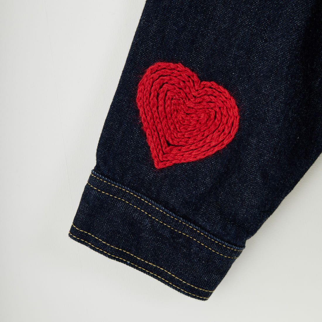 ChahChah [チャーチャー] ハッピーハートフル デニムトラッカージャケット [CC-25FW-DJH-01] HEARTF O.W