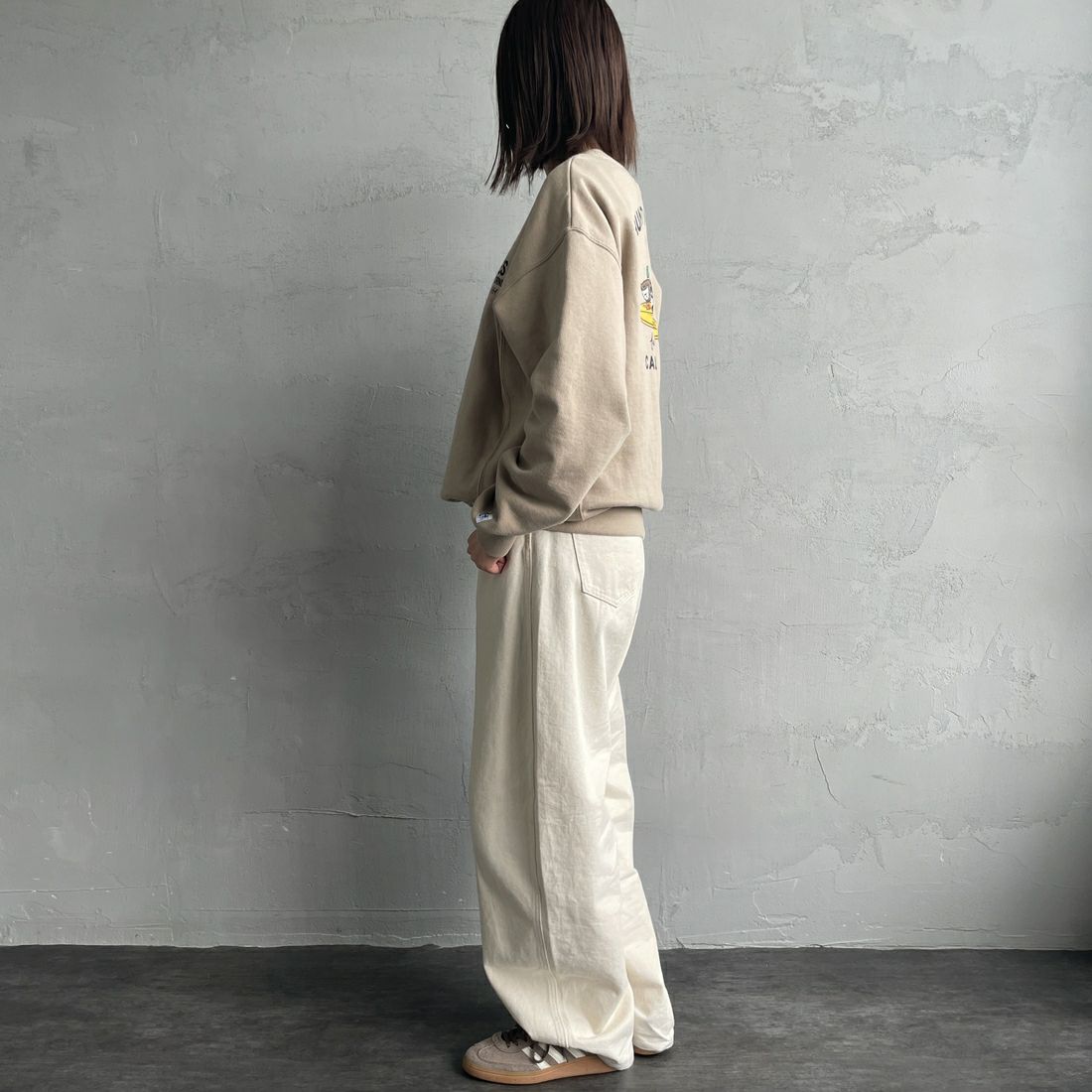 The Endless Summer [エンドレスサマー] 別注 BUHIダック バックプリントスウェット [FH-25774501-JF] &&モデル身長：159cm 着用サイズ：&&