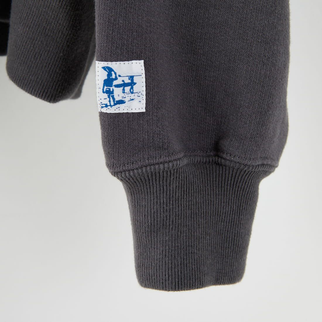 The Endless Summer [エンドレスサマー] 別注 BUHIダック バックプリントスウェット [FH-25774501-JF] CHARCOAL