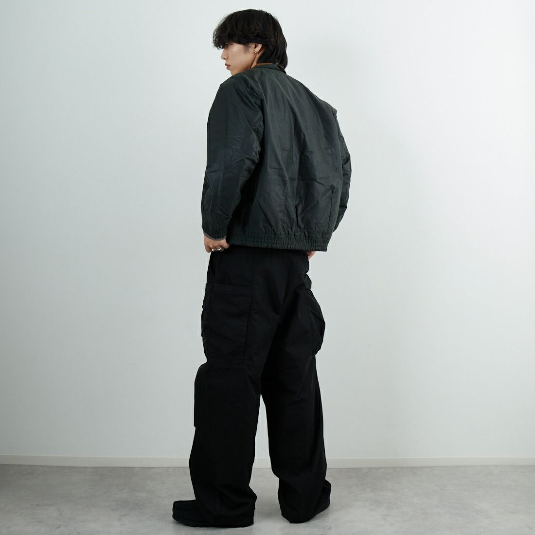 Barbour [バブアー] TRANSPORT/トランスポート スタンドカラーワックスブルゾン [MWX2497] SG91 &&モデル身長：179cm 着用サイズ：38&&