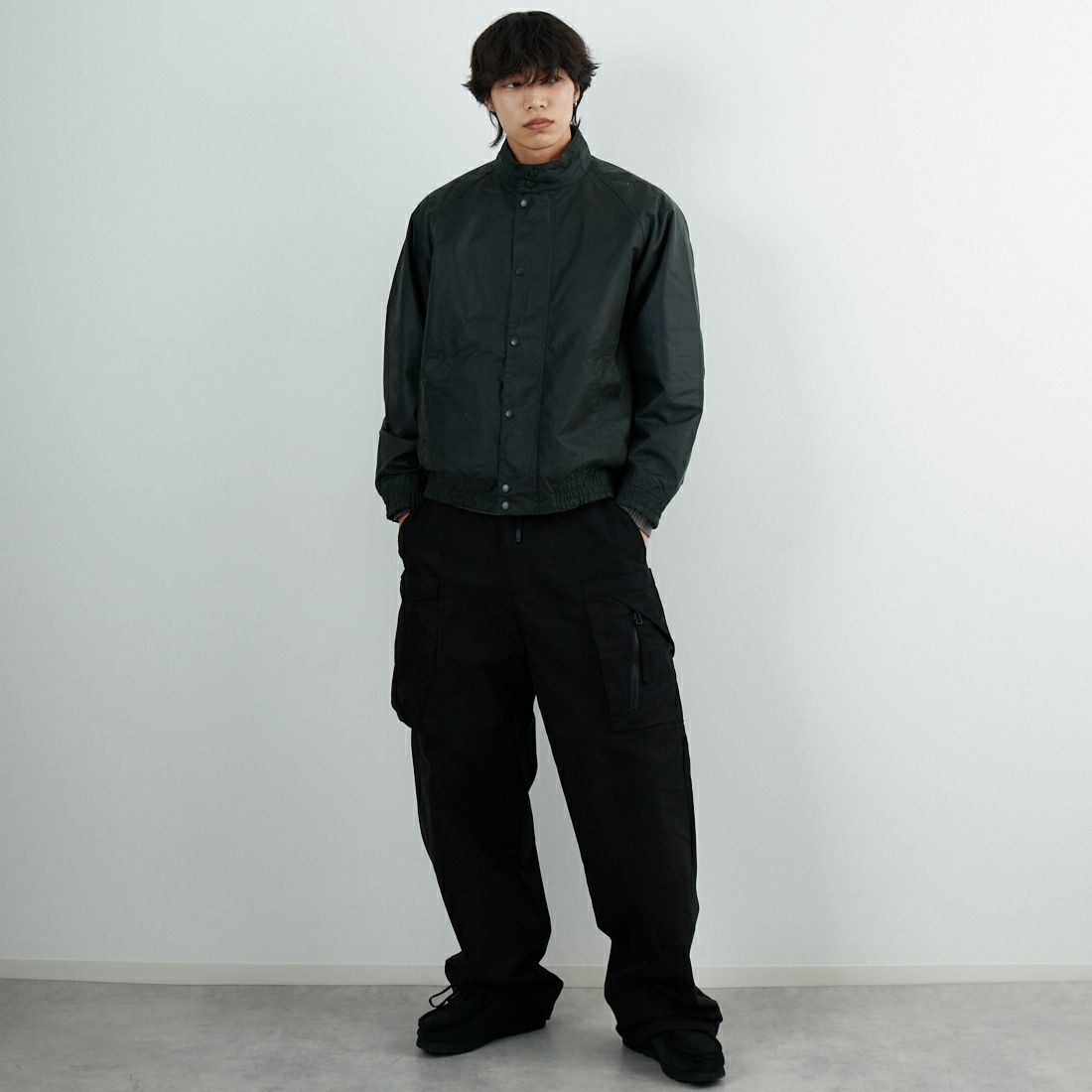 Barbour [バブアー] TRANSPORT/トランスポート スタンドカラーワックスブルゾン [MWX2497] SG91 &&モデル身長：179cm 着用サイズ：38&&