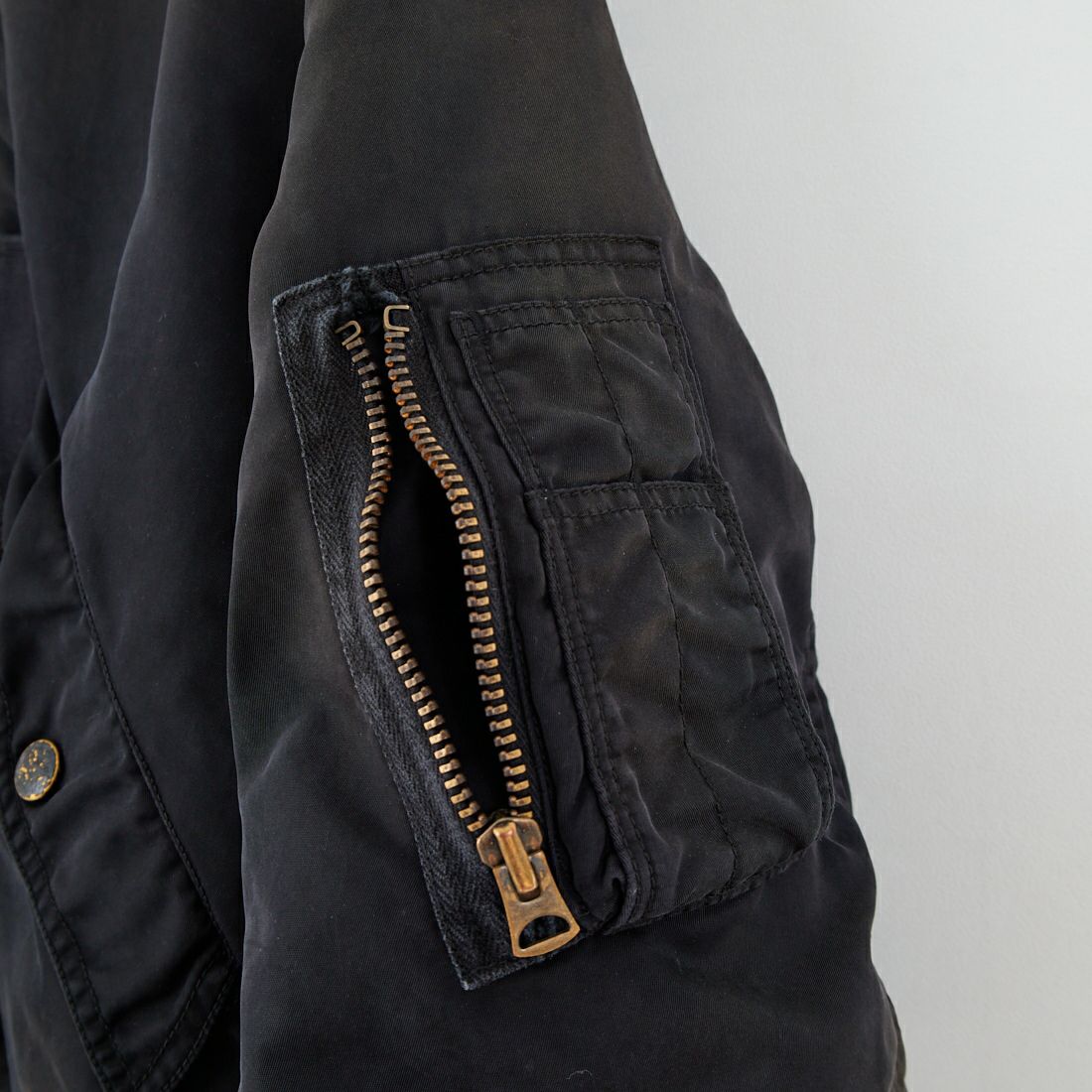 BOW WOW [バウワウ] L-2B エイジドフライトジャケット [BW252-L2FJ] AGED BLACK