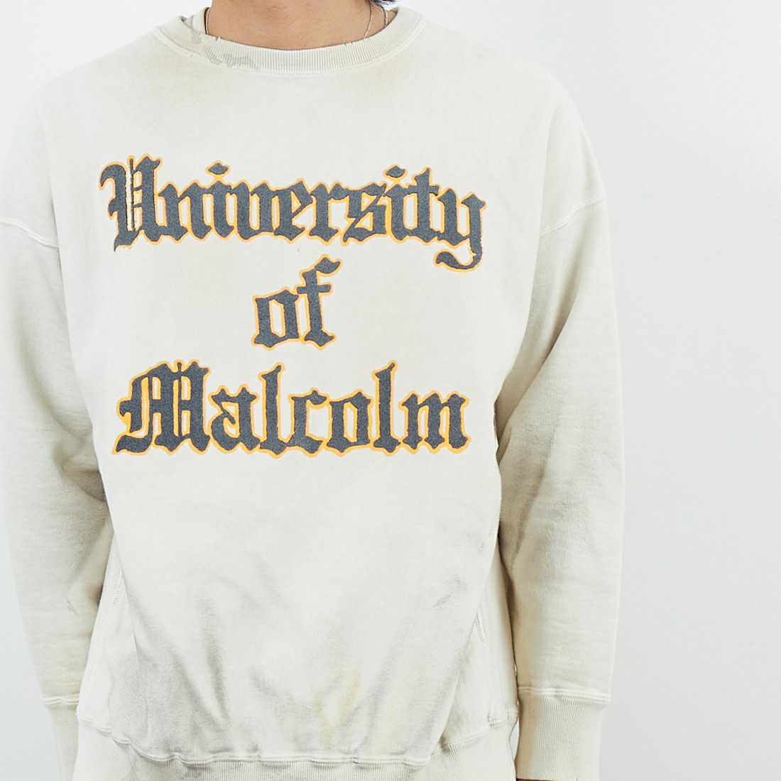 BOW WOW [バウワウ] UNIV.マクラーレン レタリングエイジドスウェット [BW252-UMLS] AGED WHITE &&モデル身長：179cm 着用サイズ：L&&
