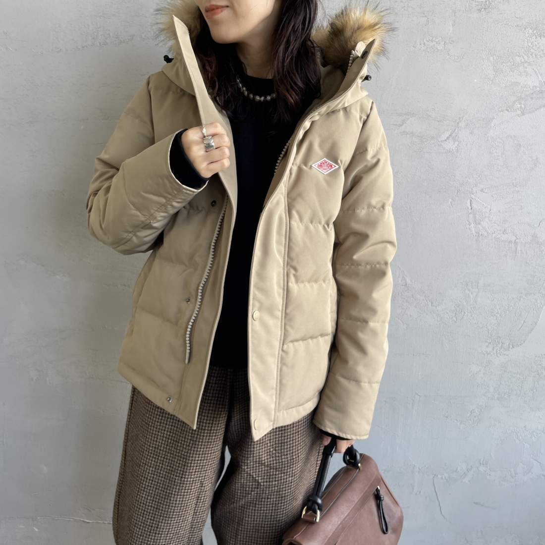 LT.BEIGE&&モデル身長：160cm 着用サイズ：M&&