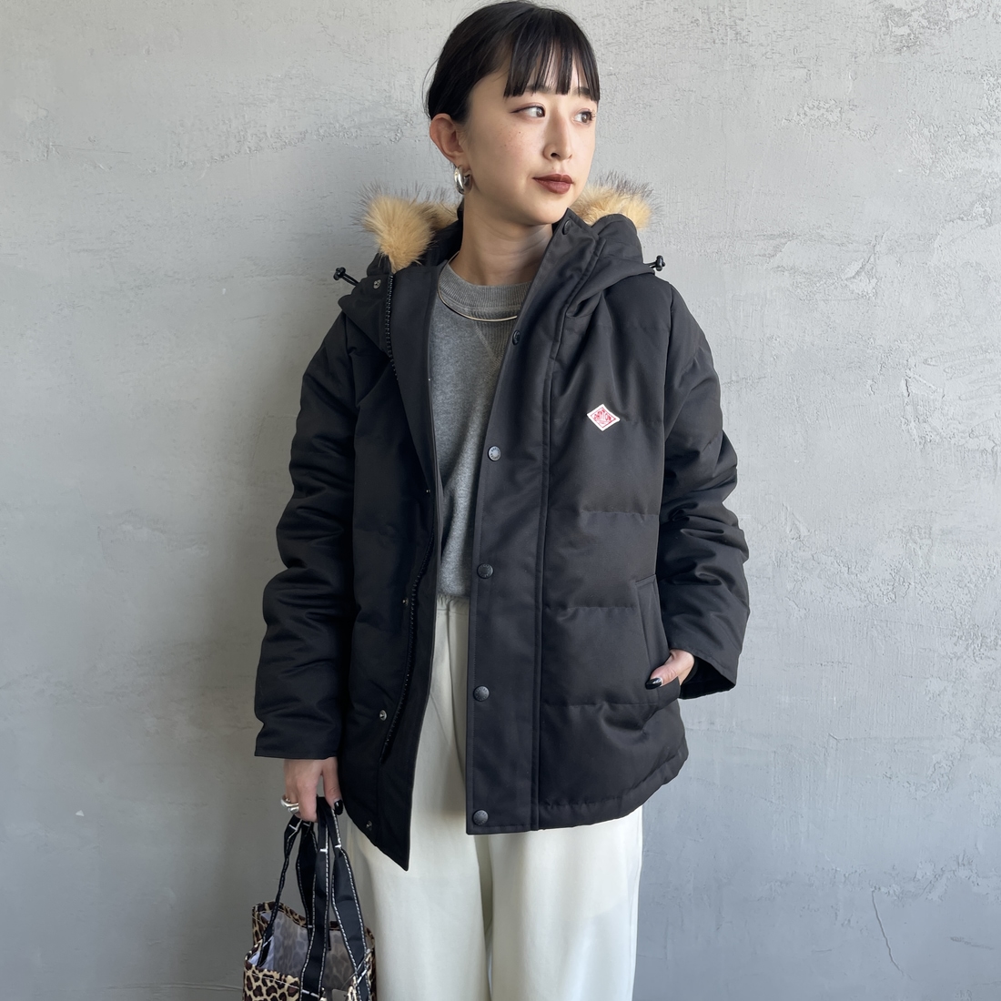 DANTON [ダントン] ショート丈 タッサーダウンジャケット [DT-A0007TPR]  &&モデル身長：150cm 着用サイズ：S&&