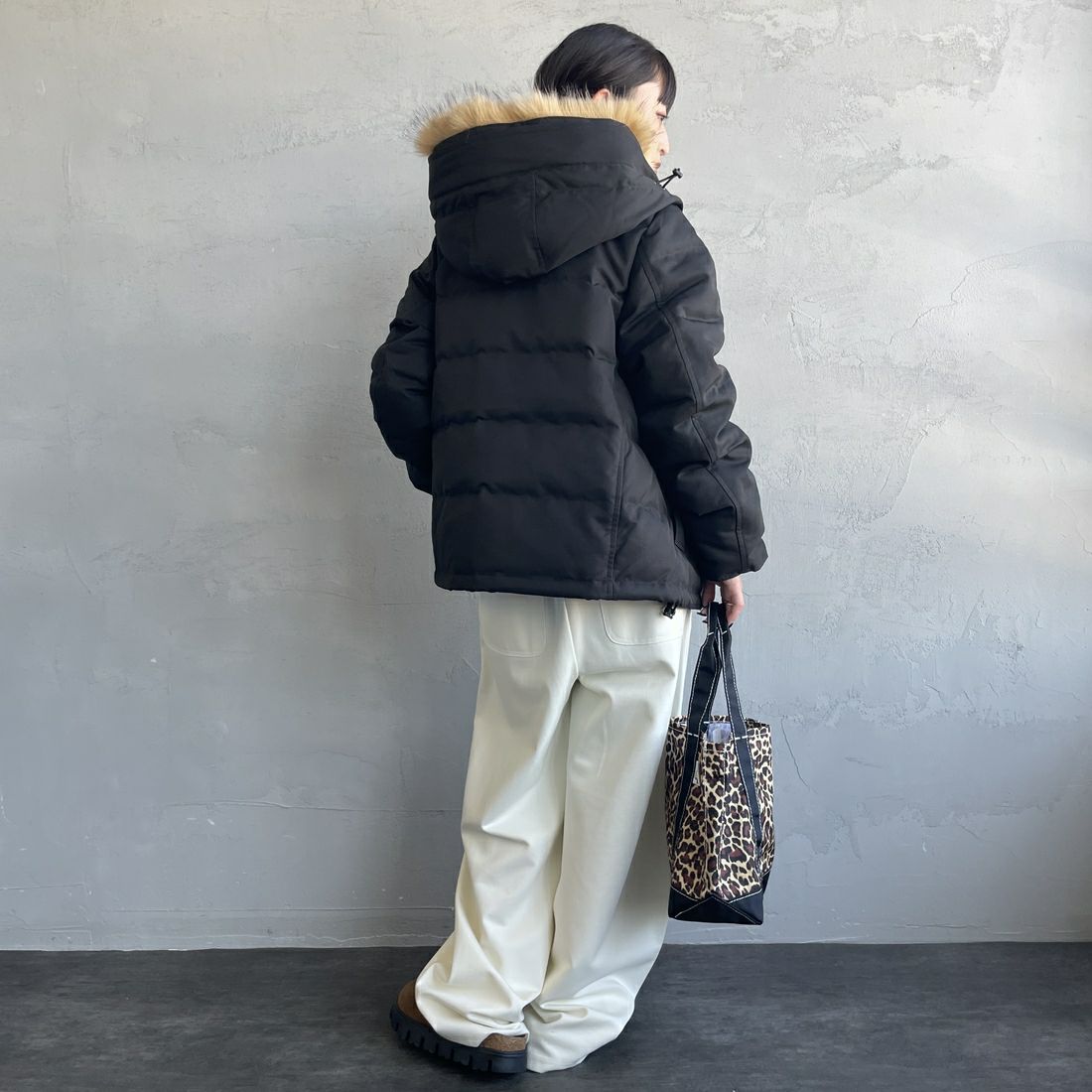 DANTON [ダントン] ショート丈 タッサーダウンジャケット [DT-A0007TPR]  &&モデル身長：150cm 着用サイズ：S&&