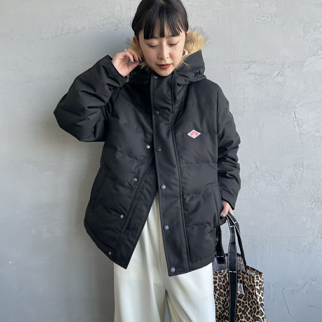 DANTON [ダントン] ショート丈 タッサーダウンジャケット [DT-A0007TPR]  &&モデル身長：150cm 着用サイズ：S&&