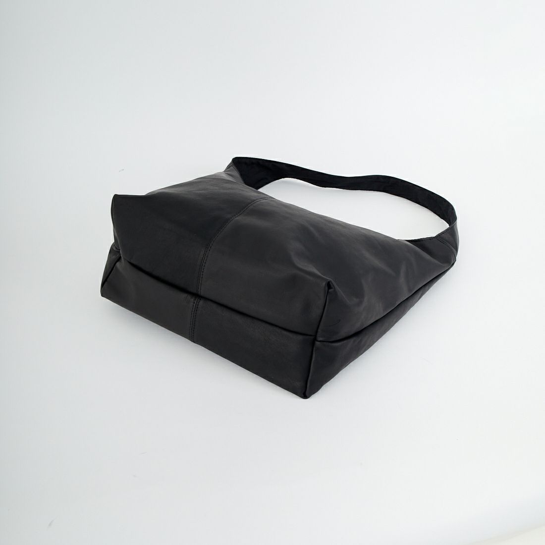 MR.OLIVE E.O.I [ミスターオリーブ] ウォータープルーフライトレザー