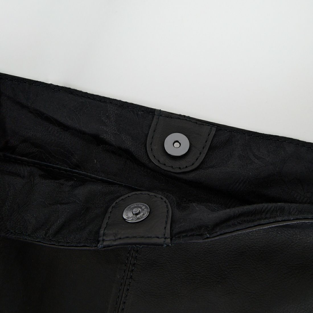 MR.OLIVE E.O.I [ミスターオリーブ] ウォータープルーフライトレザー エコトートバッグ [ME695N] BLACK