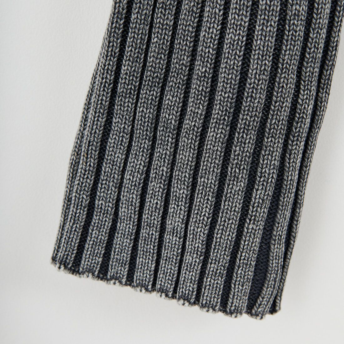 X-girl [エックスガール] フェイデッド ウーブンミックスニットフーディ [105254015011] BLACK