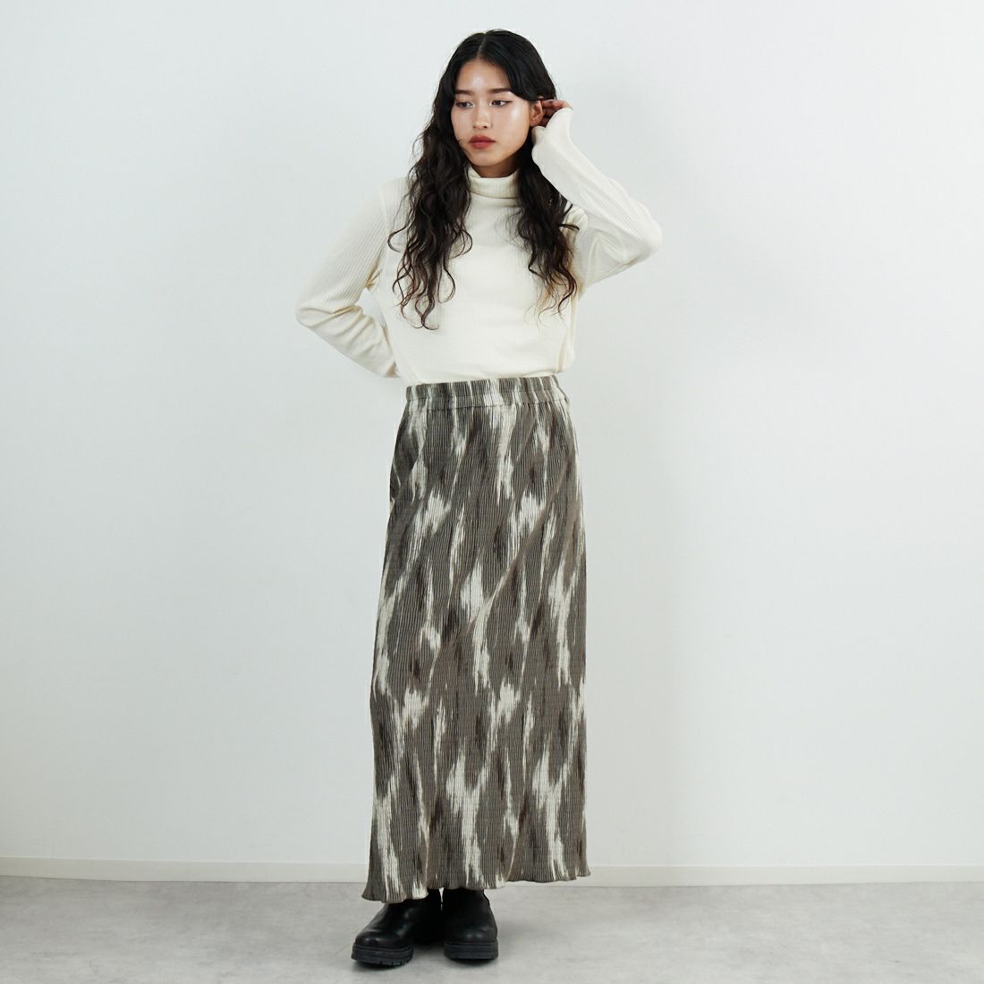 Jf Ready Made [ジェイエフレディメイド] プリーツ加工プリントスカート [04297-JK] BROWN &&モデル身長：162cm 着用サイズ：F&&