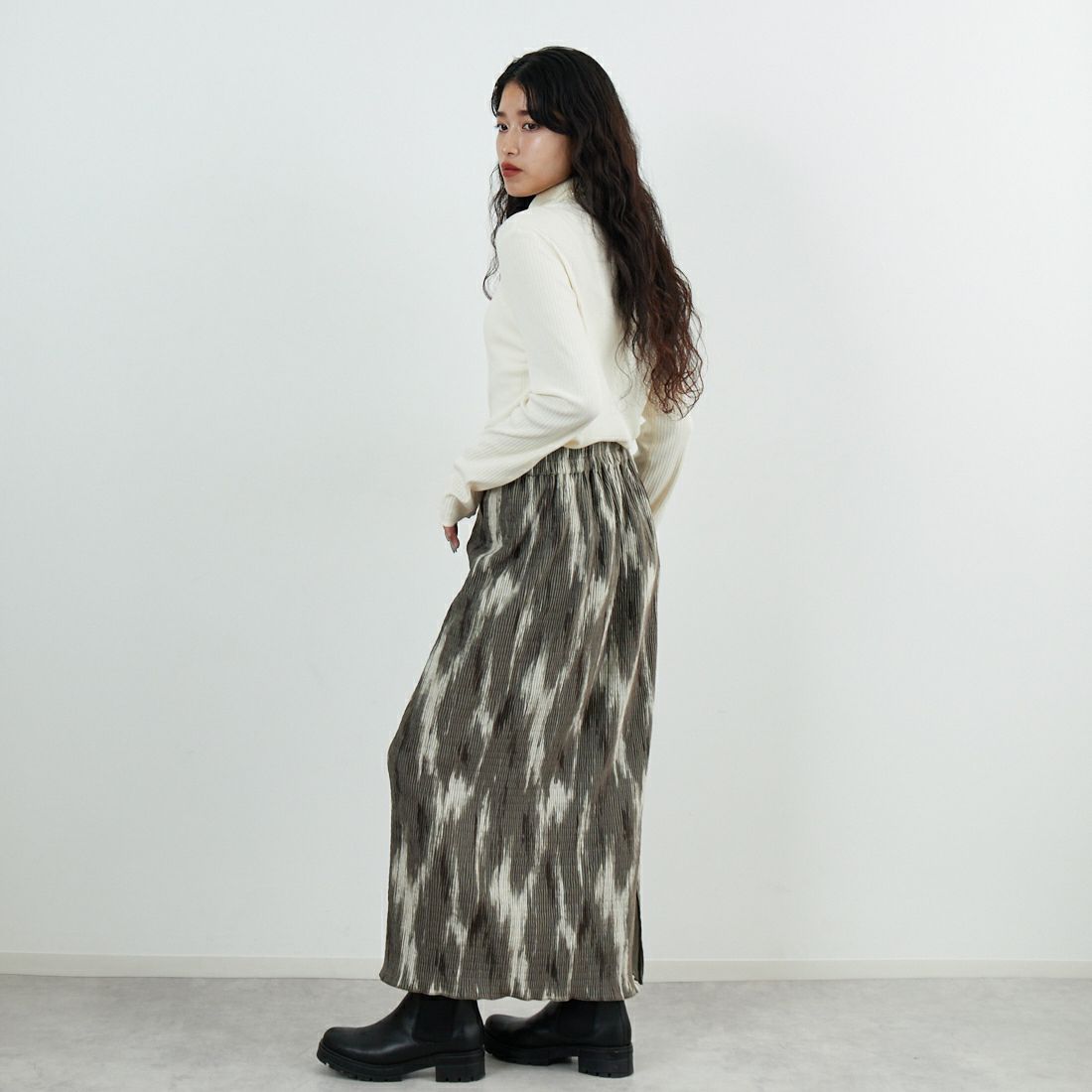 Jf Ready Made [ジェイエフレディメイド] プリーツ加工プリントスカート [04297-JK] BROWN &&モデル身長：162cm 着用サイズ：F&&