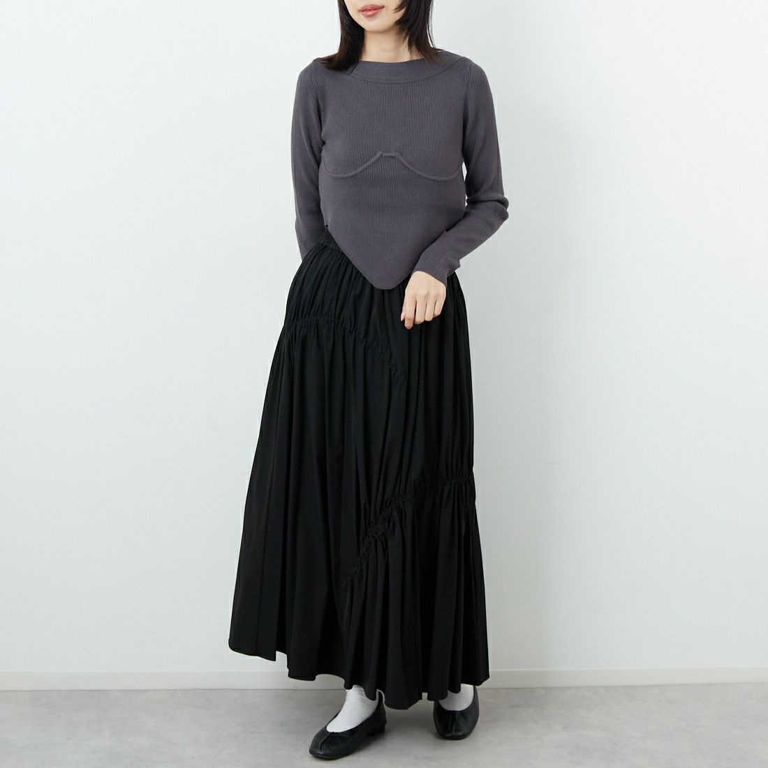 Jf Ready Made [ジェイエフレディメイド] ナイロンストレッチギャザースカート [755615] 03 ﾌﾞﾗｯｸ &&モデル身長：162cm 着用サイズ：F&&