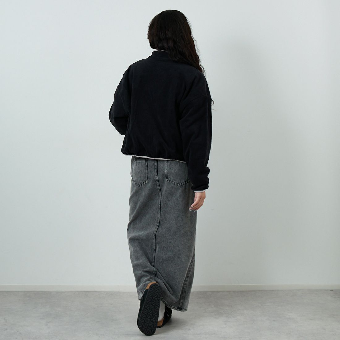 NIKE [ナイキ] クラブフリース ルーズフィットコージートラックジャケット [HV2731] 010 BLACK &&モデル身長：162cm 着用サイズ：M&&