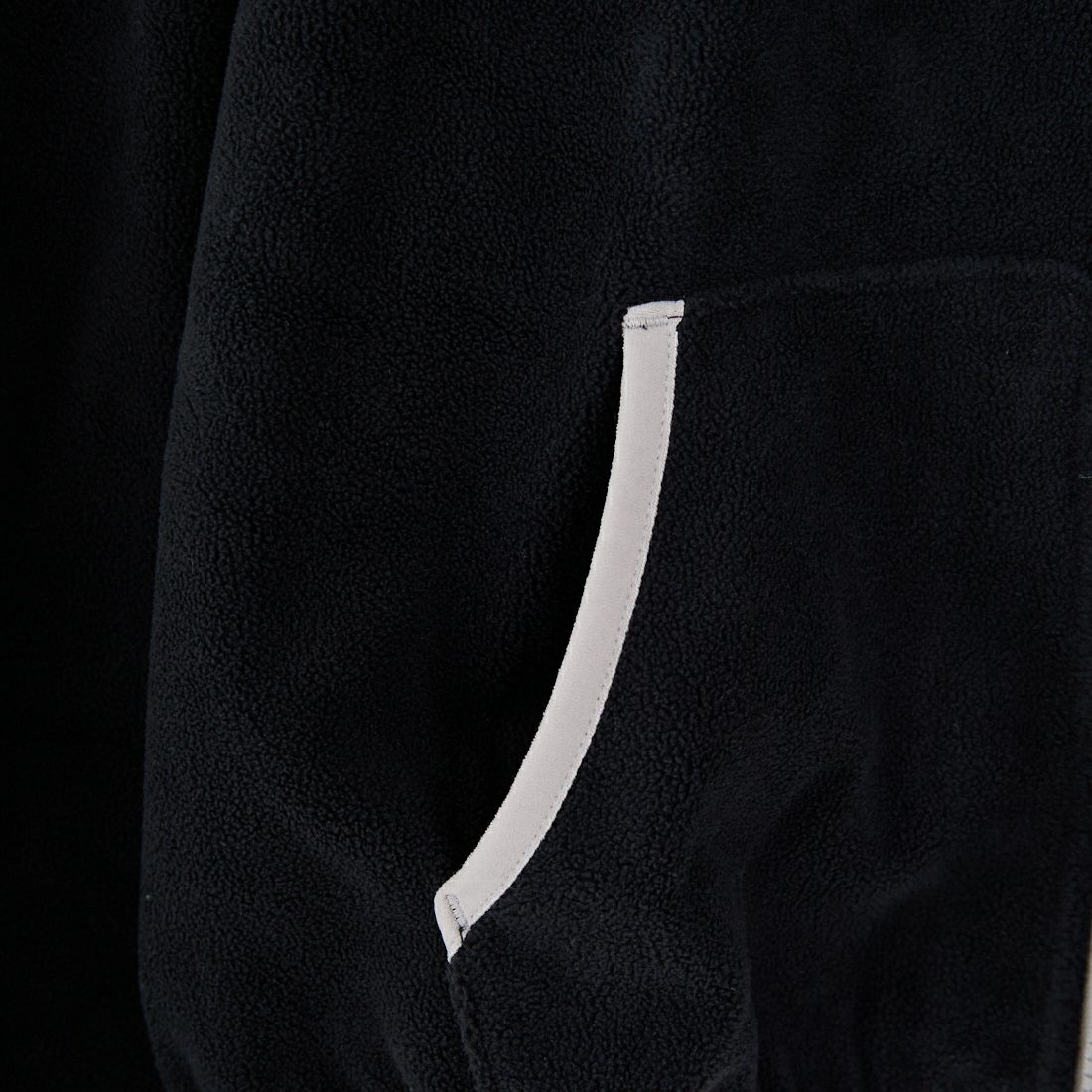 NIKE [ナイキ] クラブフリース ルーズフィットコージートラックジャケット [HV2731] 010 BLACK