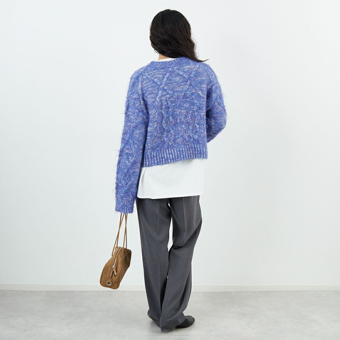 Jf Ready Made [ジェイエフレディメイド] シャギーケーブルニット [12619-HQ] BLUE &&モデル身長：162cm 着用サイズ：F&&