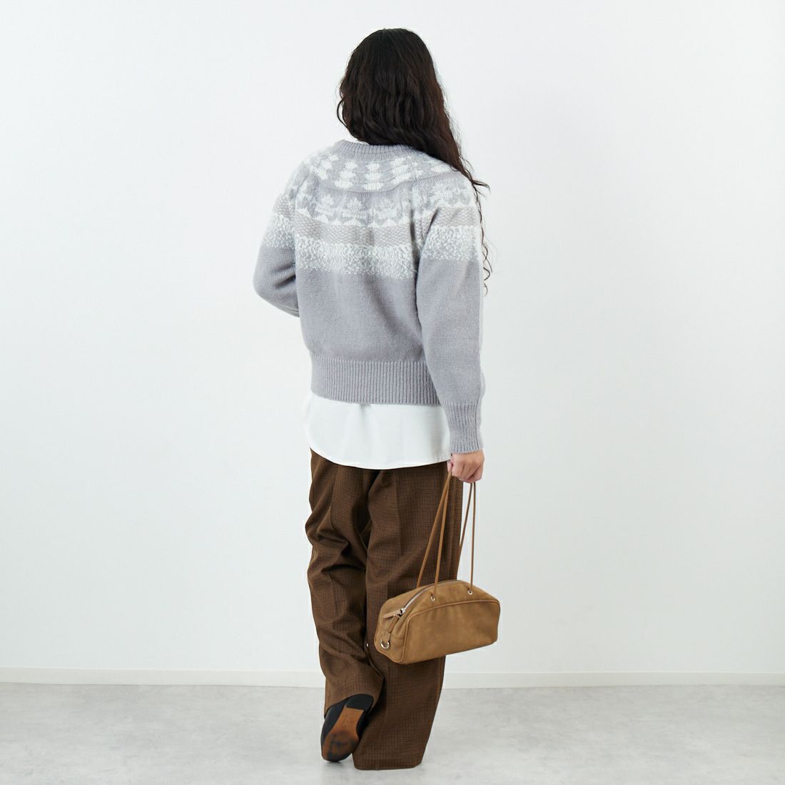 Jf Ready Made [ジェイエフレディメイド] ビーチヤーン求心柄ニット [735818] 12 ｸﾞﾚｰ &&モデル身長：162cm 着用サイズ：F&&