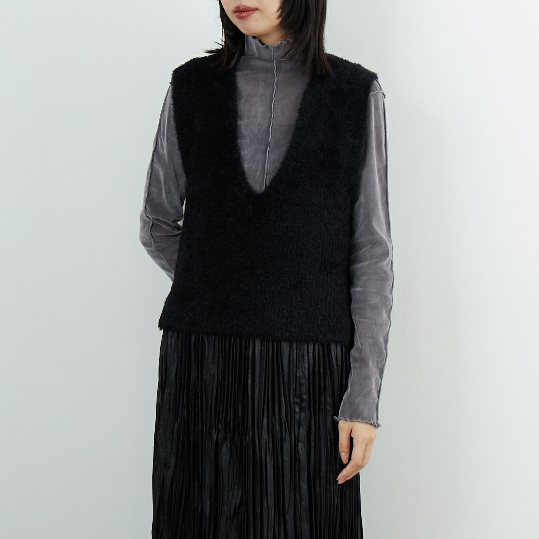 Jeans Factory Clothes [ジーンズファクトリークローズ] ラメシャギーベスト [11256834] ﾌﾞﾗｯｸ &&モデル身長：162cm 着用サイズ：F&&