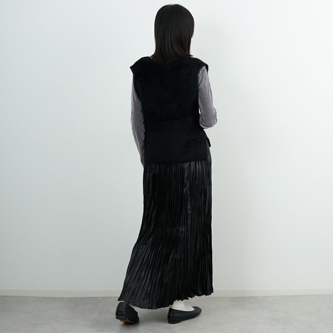 Jeans Factory Clothes [ジーンズファクトリークローズ] ラメシャギーベスト [11256834] ﾌﾞﾗｯｸ &&モデル身長：162cm 着用サイズ：F&&