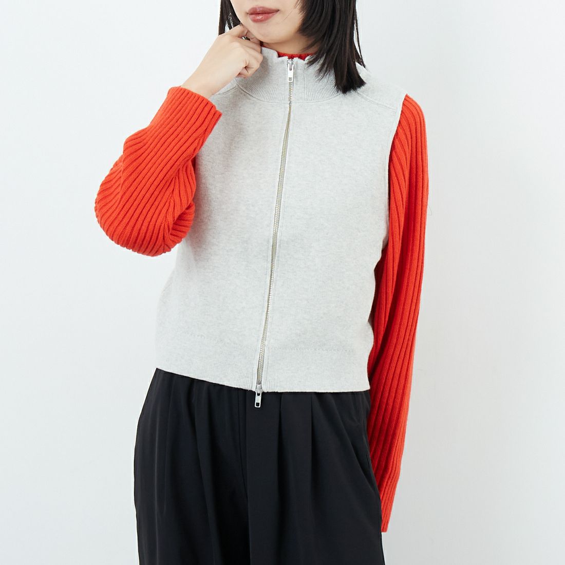 Jf Ready Made [ジェイエフレディメイド] ハイネックベスト [12580-MY] TOP GRAY &&モデル身長：162cm 着用サイズ：F&&