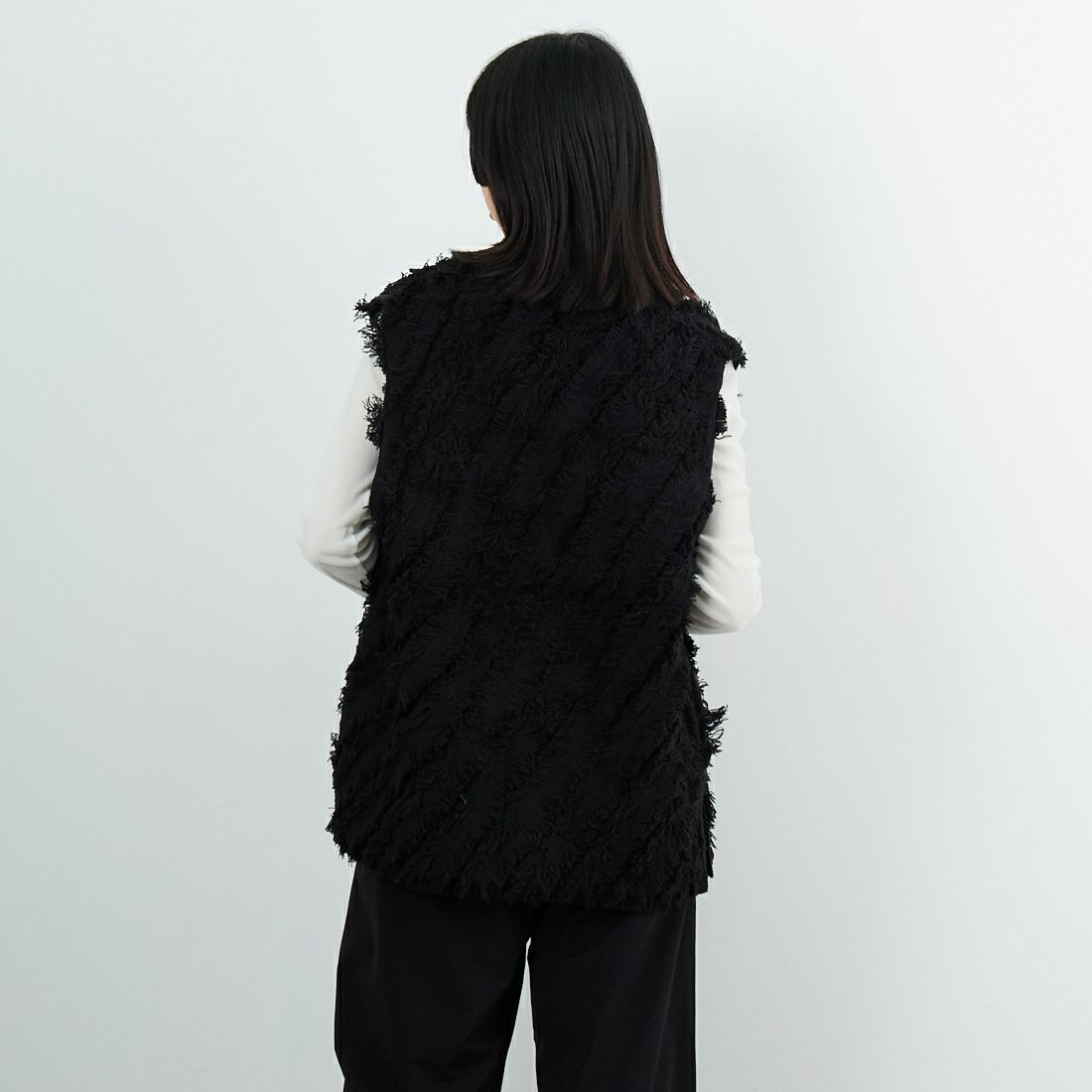 Jf Ready Made [ジェイエフレディメイド] フリンジ編み前開きニットベスト [3105203] 801 ﾌﾞﾗｯｸ &&モデル身長：162cm 着用サイズ：F&&
