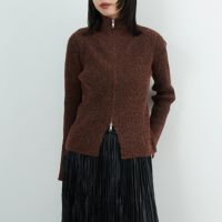 BROWN&&モデル身長：162cm 着用サイズ：F&&