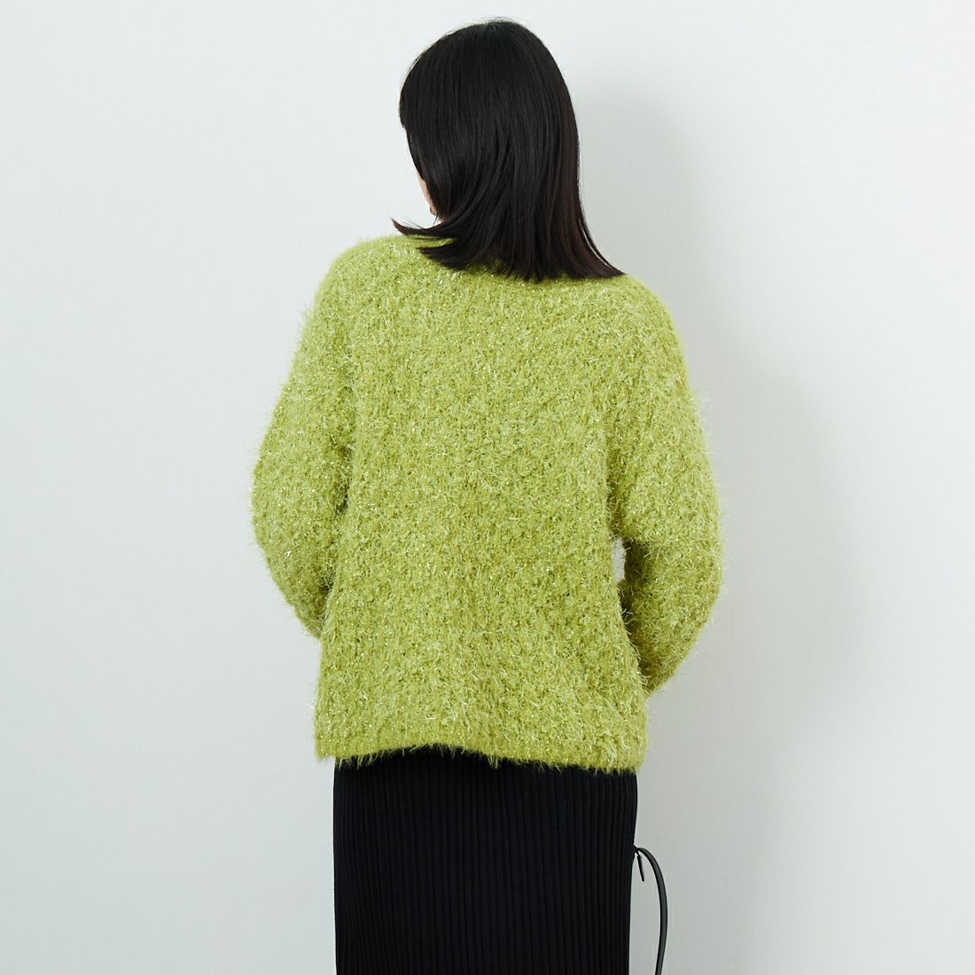 Jf Ready Made [ジェイエフレディメイド] ラメフラワー フェザーモールネッププルオーバー [3225421] ｲｴﾛｰ &&モデル身長：162cm 着用サイズ：F&&