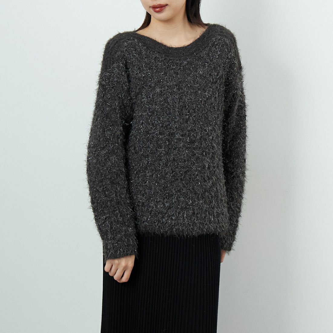 Jf Ready Made [ジェイエフレディメイド] ラメフラワー フェザーモールネッププルオーバー [3225421] ﾁｬｺｰﾙｸﾞﾚｰ &&モデル身長：162cm 着用サイズ：F&&