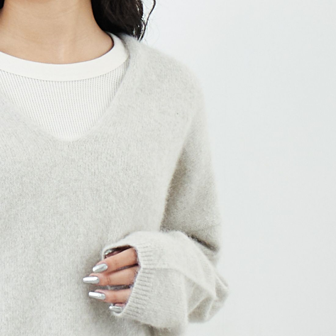 Jeans Factory Clothes [ジーンズファクトリークローズ] 深Vネックフォックスニットプルオーバー [25010100] L.GRY &&モデル身長：162cm 着用サイズ：F&&